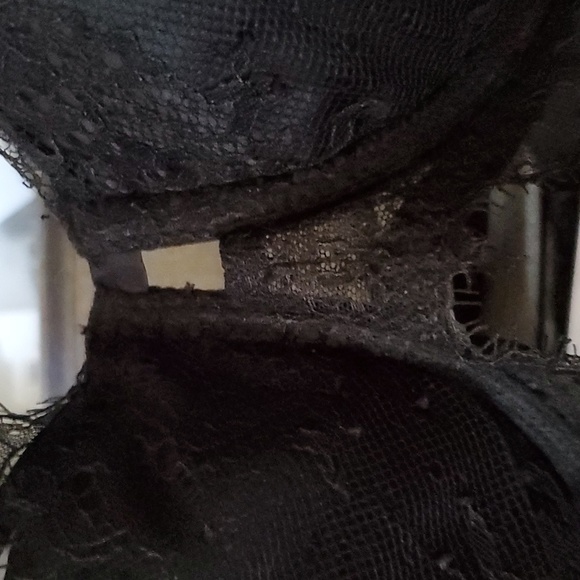 VS lined plunge bra - Picture 3 of 4